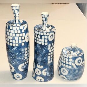 JAMIE YOUNG BLUE AND WHITE BLOCK FIREWORKS VASES 6”, 11”, 12.25” EUC